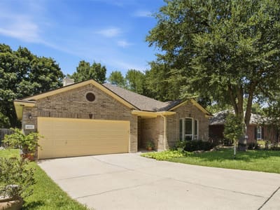Property photo 5 at 4032 Cargill DR - 3 bed 2 bath home
