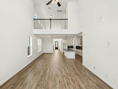 Photo 5 of 14 at 404 Amista DR - 5 bed 4 bath home