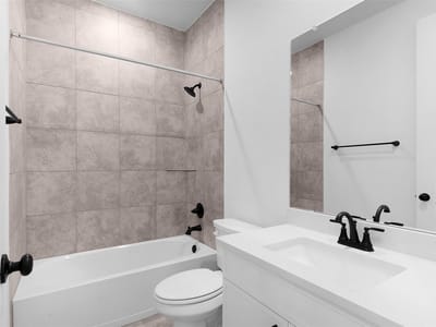 Bathroom at 404 Veneta LN - 4 bed 3 bath home