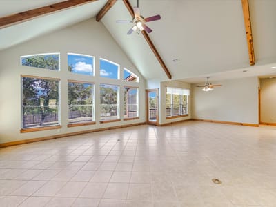 Photo 5 of 25 at 404 W View DR - 3 bed 2 bath home