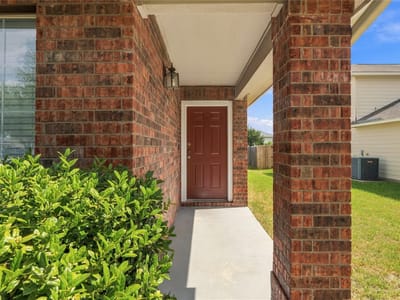 Photo 4 - 405 Bandara Woods BLVD Photo 4 of 27 at 405 Bandara Woods BLVD - 3 bed 2 bath home
