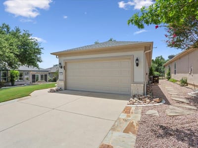Primary bedroom at 405 Fort Griffin TRL - 2 bed 2 bath home
