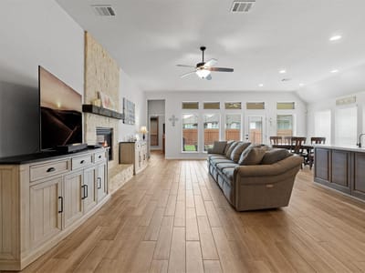 Primary bedroom at 405 Glen Arbor DR - 4 bed 3 bath home