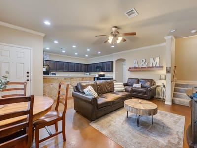 Living area at 405 Momma Bear DR - 4 bed 4 bath home