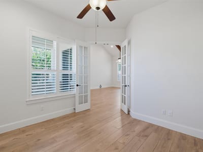 Primary bedroom at 405 Skyflower DR Unit #V - 3 bed 3 bath home
