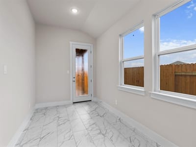 Property photo 4 at 405 Stellar Wind DR - 4 bed 2 bath home