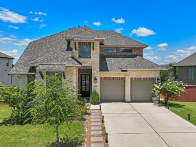 Living area at 405 Terrene TRL - 4 bed 3 bath home