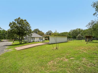 Property photo 4 at 406 Live Oak ST - 2 bed 1 bath home