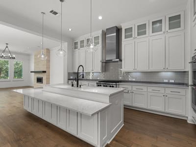 Living area at 406 Woodside Ter - 5 bed 5 bath home