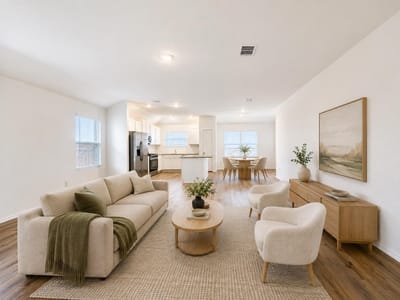 Property photo 4 at 407 Avre LOOP - 3 bed 2 bath home