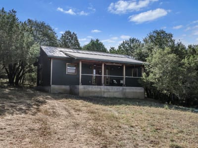 Property photo 3 at 407 Breezing LN - 1 bed 1 bath home