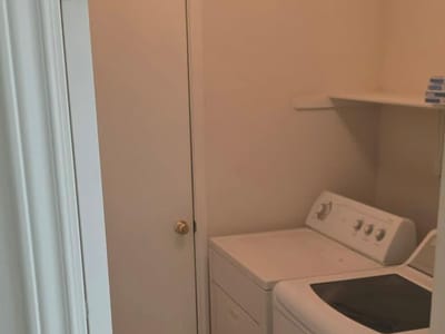 Property photo 4 at 407 Mccarthur Dr - 3 bed 2 bath home