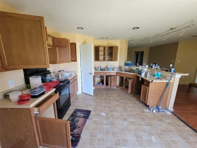 Photo 2 of 10 at 407 Saul ST - 4 bed 2 bath home