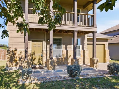 Living area at 408 Azurite Dr - 3 bed 2 bath home