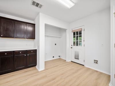Property photo 2 at 409 Ballentine CT - 3 bed 2 bath home