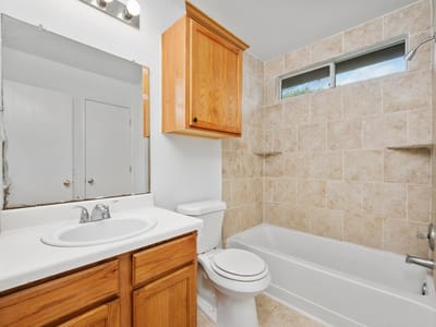 Property photo 4 at 409 Ballentine CT - 3 bed 2 bath home