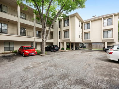 Kitchen at 409 E 38th ST Unit #101 - 2 bed 2 bath home
