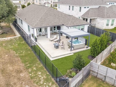 Property photo 3 at 409 Gridiron CV - 3 bed 2 bath home