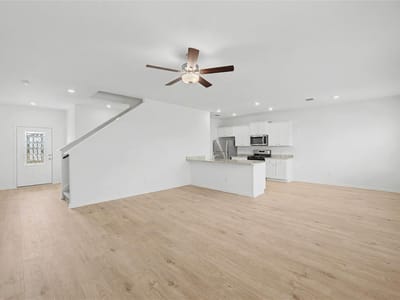 Property photo 2 at 409 Silent Meadow RUN - 3 bed 2 bath home