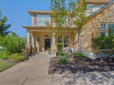Property photo 2 at 4100 Berkman DR - 2 bed 2 bath home