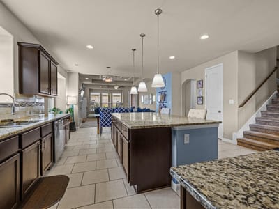 Property photo 2 at 4100 Godwit DR - 5 bed 4 bath home