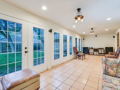 Photo 5 of 38 at 4100 Paint Rock DR - 4 bed 2 bath home