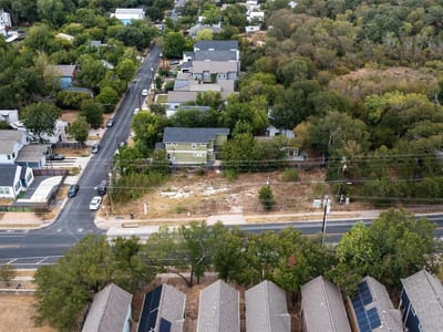 Property photo 5 at 4104 E 12th ST - Chernosky 09, Austin, TX