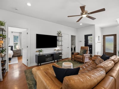 Primary bedroom at 4105 Summit Hurst - 3 bed 2 bath home