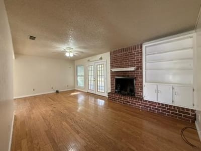 Kitchen at 411 Buckboard BLVD - 3 bed 2 bath home
