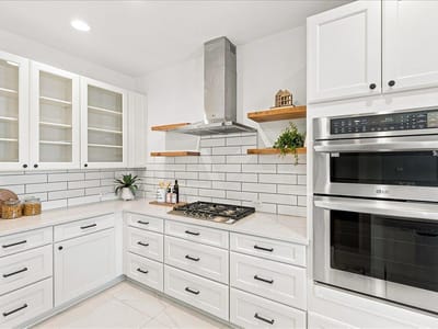 Property photo 4 at 412 Alsatian LN - 4 bed 2 bath home