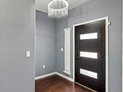 Property photo 5 at 412 Alsatian LN - 4 bed 2 bath home