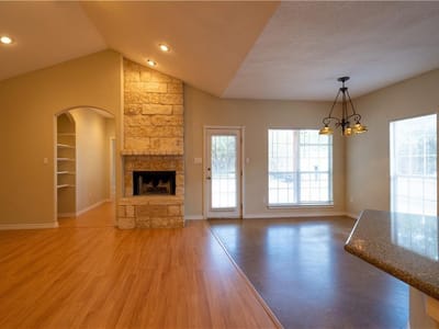 Property photo 5 at 412 Cargill DR - 3 bed 2 bath home