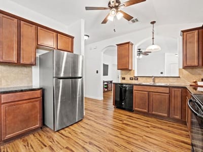 Primary bedroom at 412 Old Peak Rd - 3 bed 2 bath home