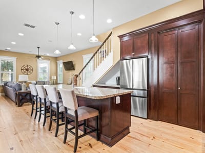 Photo 4 of 40 at 412 Sailhouse WAY - 3 bed 2 bath home
