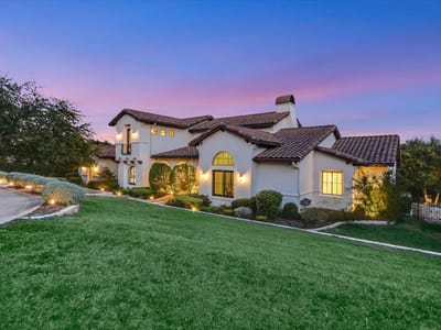 Property photo 2 at 4127 Lago Viento DR - 5 bed 5 bath home