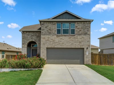 Kitchen at 413 Perfect World LOOP - 5 bed 3 bath home