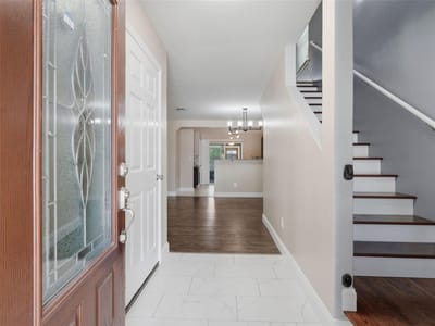 Property photo 4 at 414 Walnut CRST - 4 bed 3 bath home