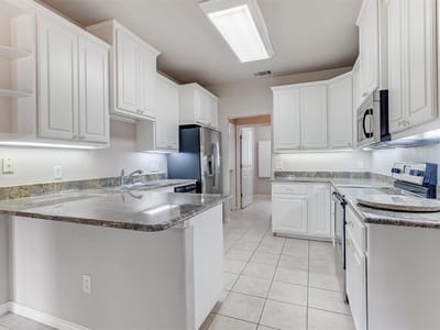 Primary bedroom at 416 Highland DR - 3 bed 2 bath home