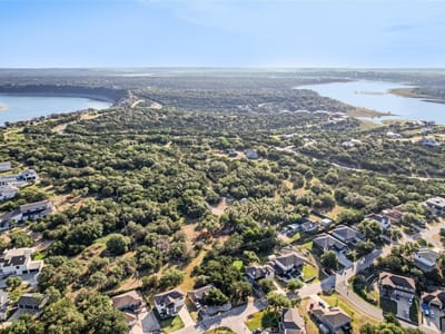 Primary bedroom at 416 Summit Ridge Dr N - Point Venture Sec 03-2, Point Venture, TX