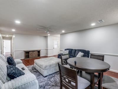 Primary bedroom at 417 N Blanco ST - 5 bed 3 bath home