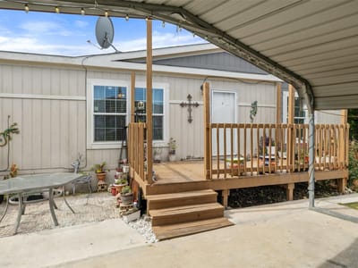 Primary bedroom at 418 Lenora DR - 3 bed 2 bath home