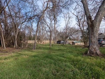 Kitchen at 418 S Avenue D Ave - Smith, J S, Elgin, TX