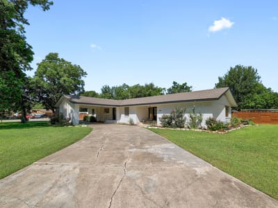 Kitchen at 418 S Main ST - 3 bed 2 bath home