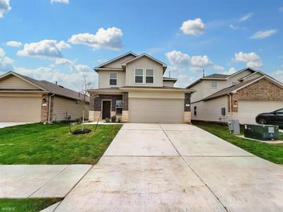 Living area at 419 Sickle LOOP - 3 bed 2 bath home