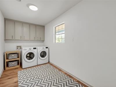Bathroom at 42 Great West LOOP - 4 bed 2 bath home
