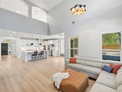 Property photo 2 at 4201 Galiceno - 5 bed 4 bath home