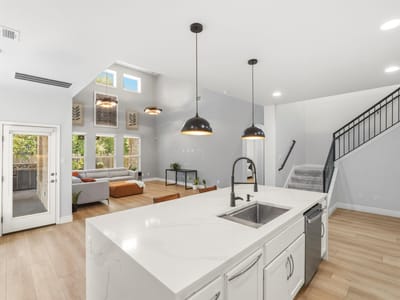 Property photo 4 at 4201 Galiceno - 5 bed 4 bath home