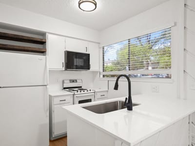 Property photo 2 at 4205 Speedway Ave Unit #112 - 1 bed 1 bath home