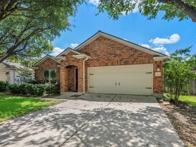 Living area at 4207 Flat Stone CT - 4 bed 2 bath home