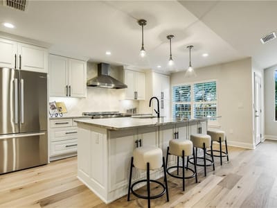 Photo 3 of 40 at 4210 Endcliffe DR - 4 bed 3 bath home